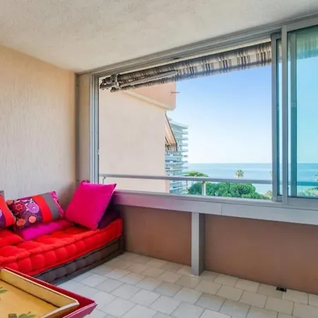 Et Yourhosthelper 2 Etoiles 戛纳